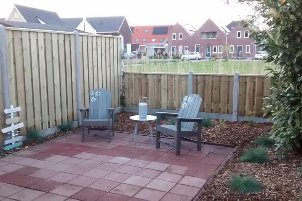 Modern En Sfeervol Appartement Aan Zee Met Airco زوتلاند المظهر الخارجي الصورة